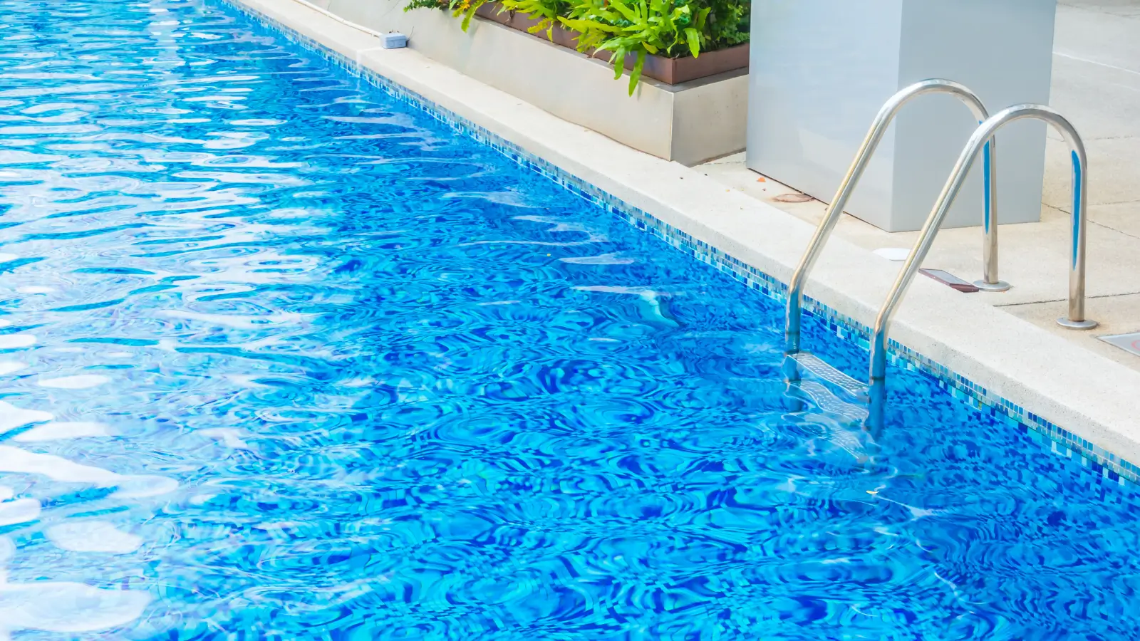 Spa, Pool & Fitness At A Foothill Community